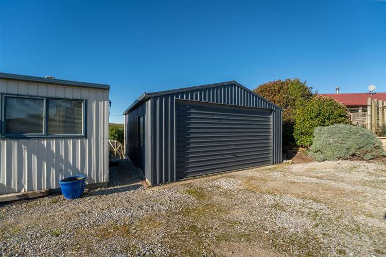 13a Cardiff Street Moeraki_18