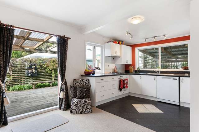 98 Awapuni Road Awapuni_1