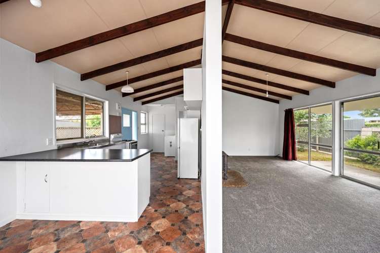 48 Dover Road Flaxmere_2