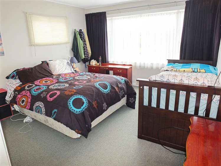 4 Andresen Street Foxton Beach_11