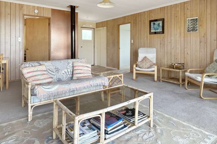 44 Bishop Road Parapara_13