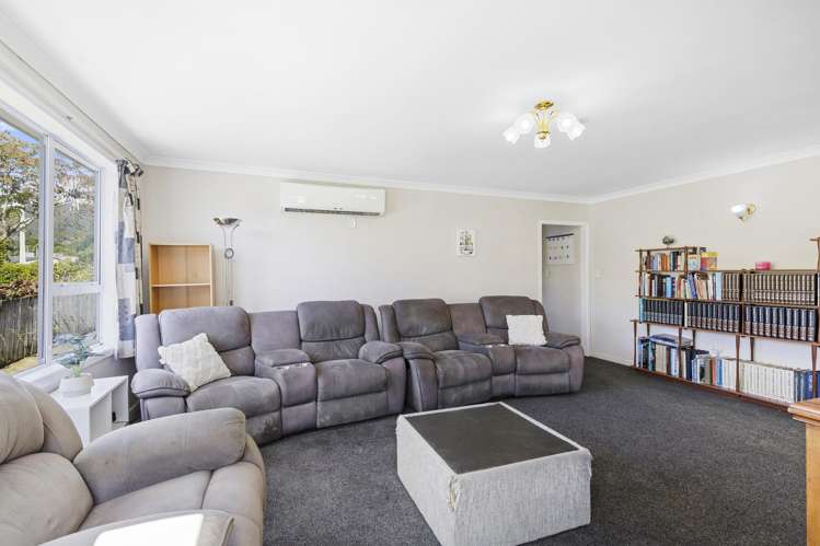 6 Kapuranga Grove Stokes Valley_8