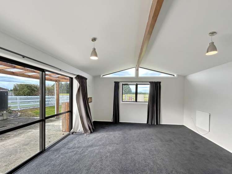 137 Seaward Road 11154_5