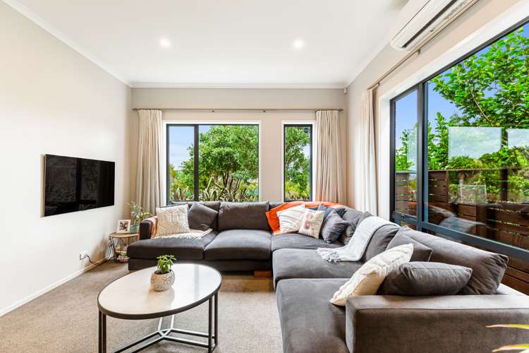 42 Bomb Point Drive Hobsonville_10