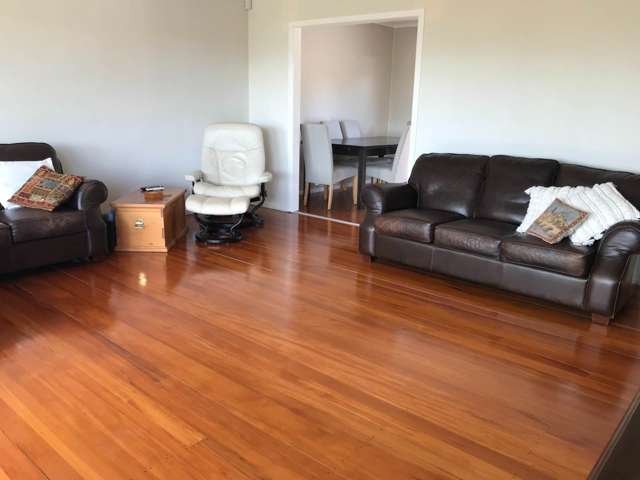 77 Churchill Road Cockle Bay_2