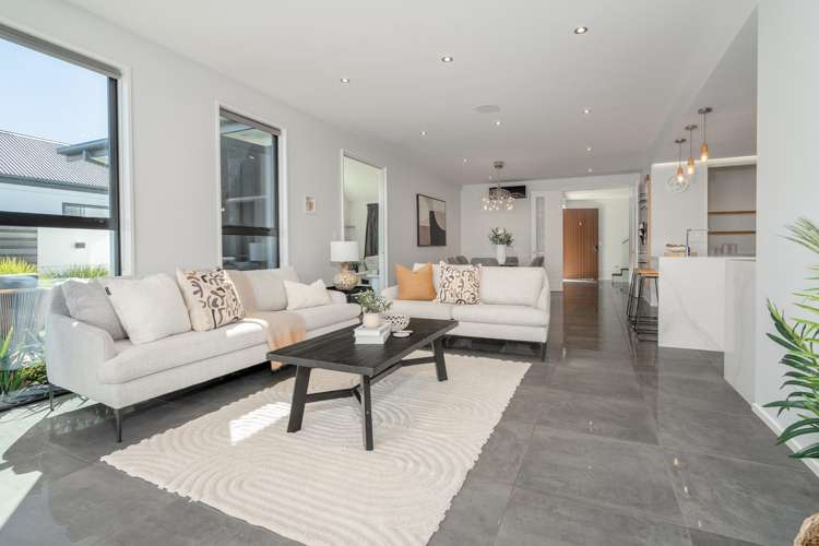 39 Waterstock Way Parklands_15