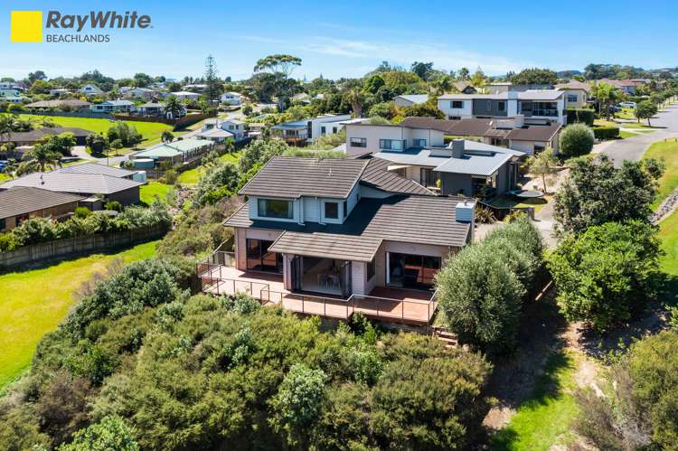 35 Pine Harbour Parade Beachlands_6