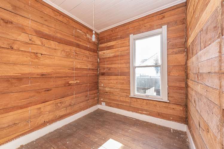 261 Somme Parade Aramoho_10