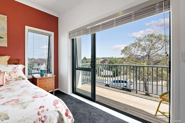 227 Alec Craig Way Gulf Harbour_21