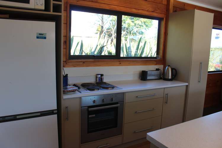 32 Mackenzie Street National Park_7