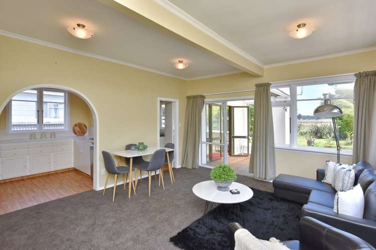 77 Dunns Avenue The Pines Beach_7