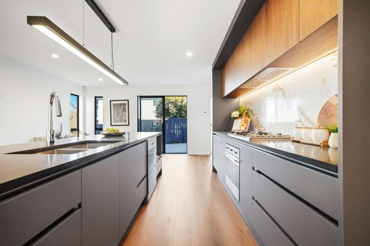 35 B&C Toroa Street Torbay_4
