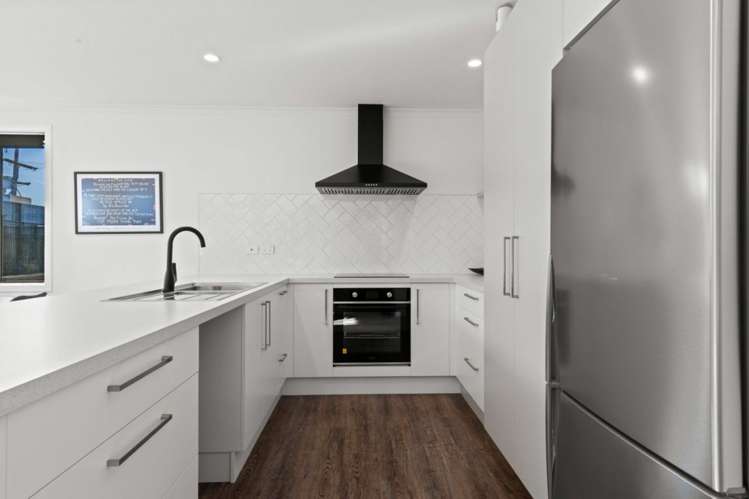 2b Elzy Street Blenheim Central_10