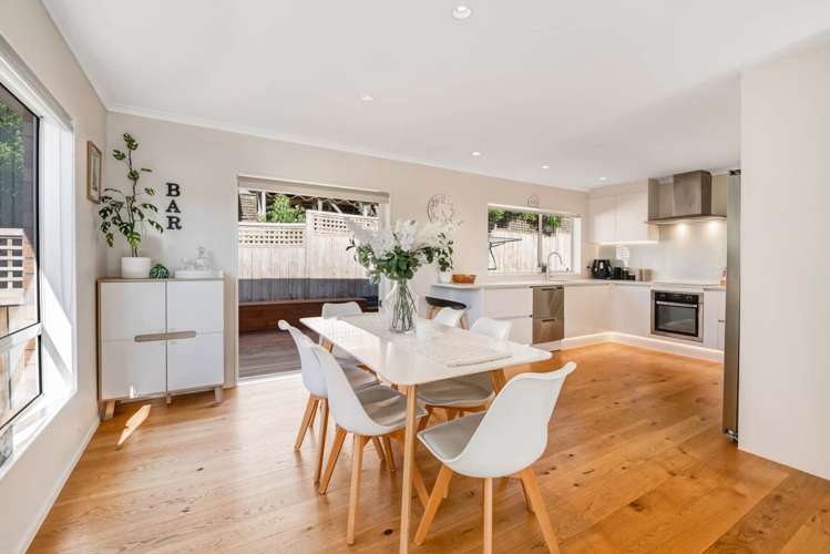 7b Kestrel Heights Arkles Bay_13