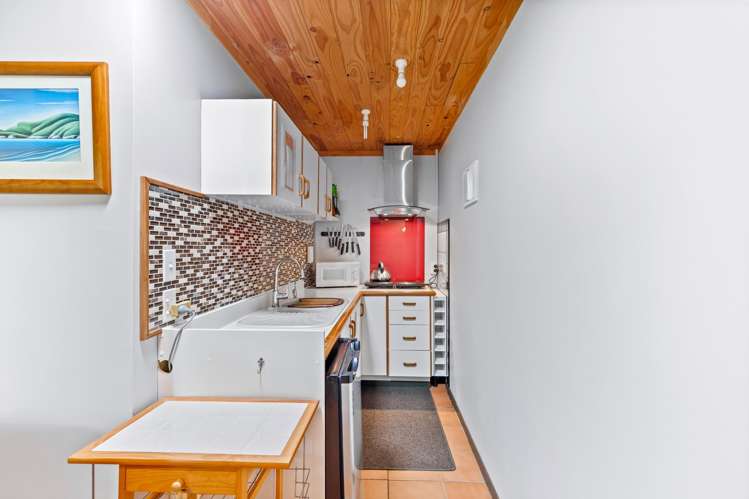 33 Puketaha Road Swanson_34