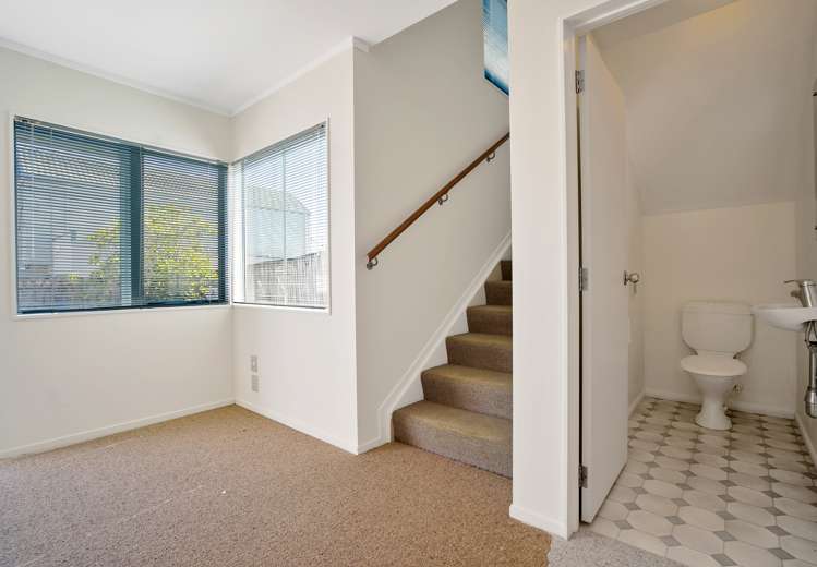 35 Stephen Avenue Henderson_10