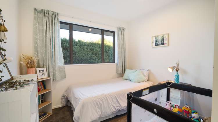 1 Fantail Avenue Amberley_13