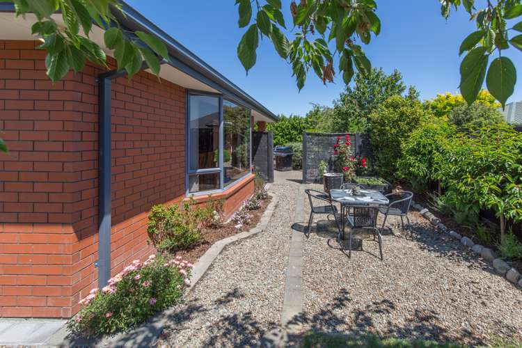 47 Gladstone Road Woodend_19