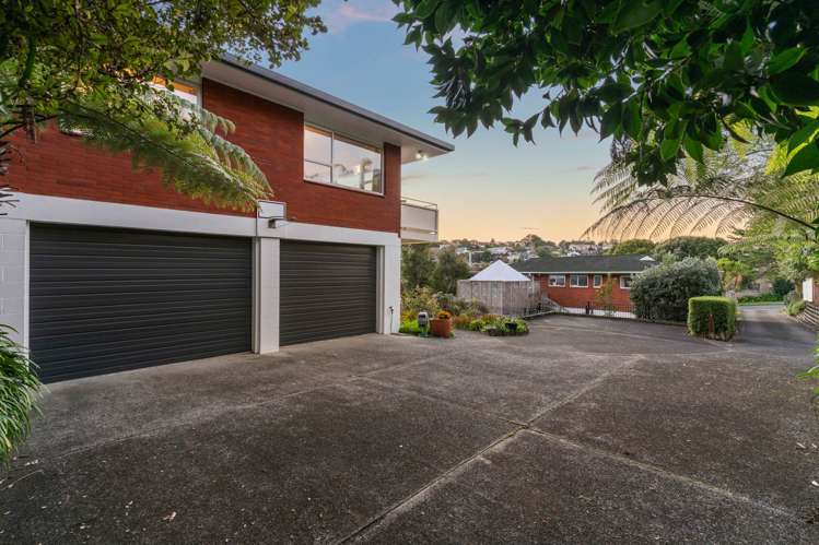 56 Mayfair Crescent Mairangi Bay_50