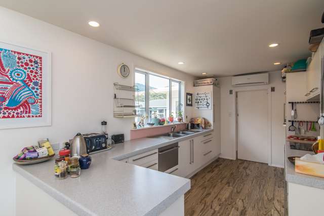 8 Te Miti Street Paekakariki_4