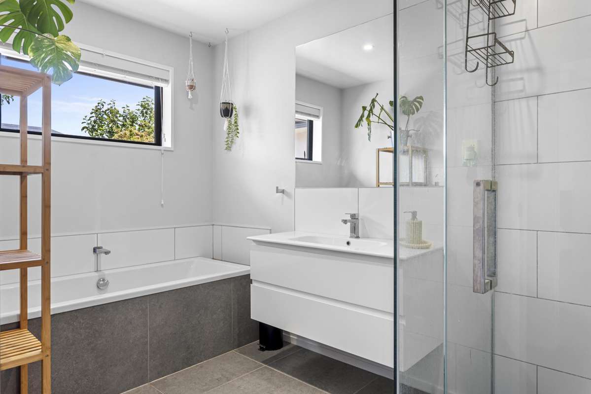 3B Wyllie Place_5
