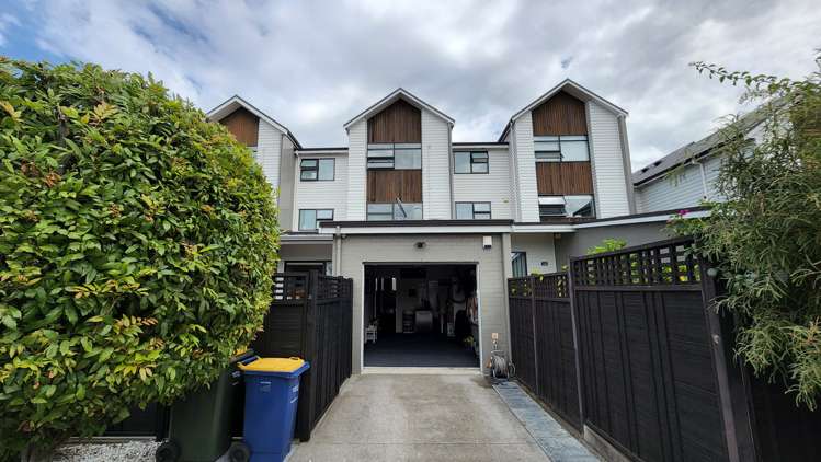 30 Squadron Drive Hobsonville_17