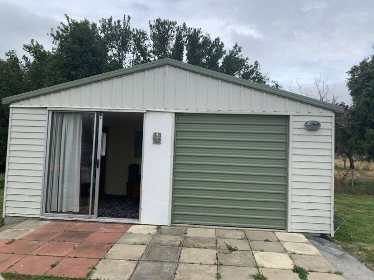 11 Calder Street Owaka_16