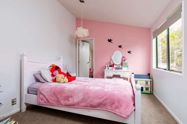 11a Woodfern Crescent Titirangi_16