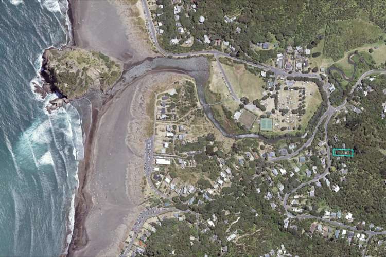 58 Seaview Road Piha_16