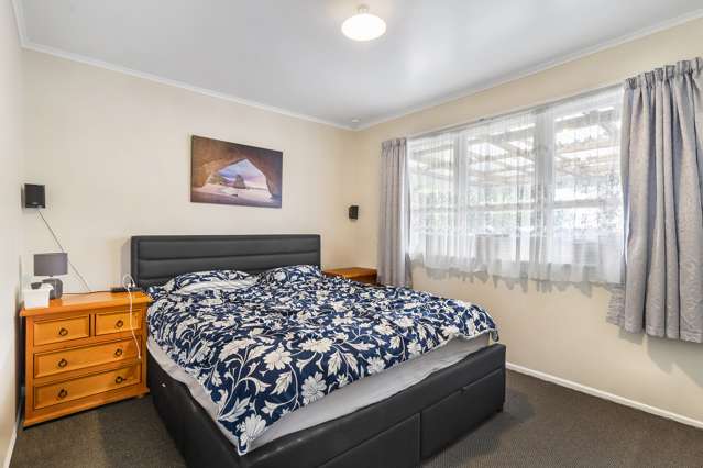 10 Williams Crescent Otara_4