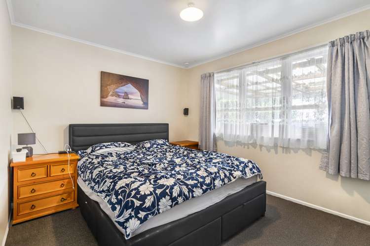10 Williams Crescent Otara_4