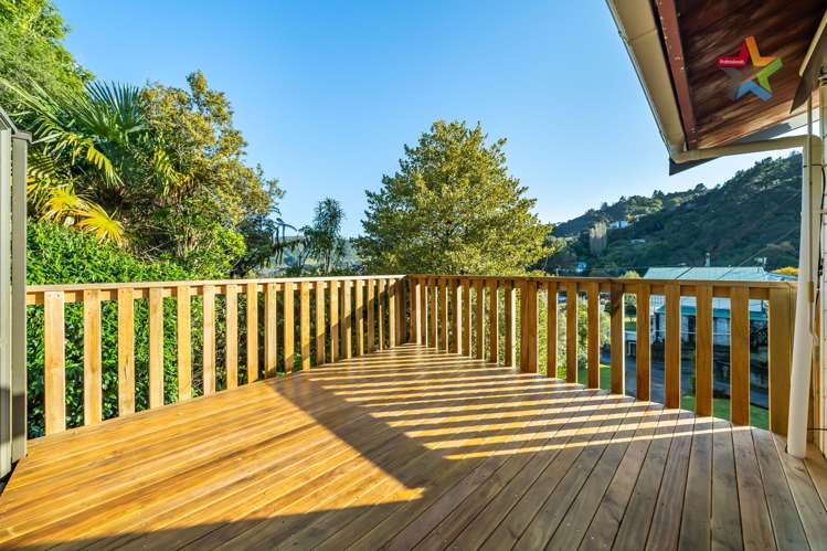 38 James Grove Stokes Valley_19