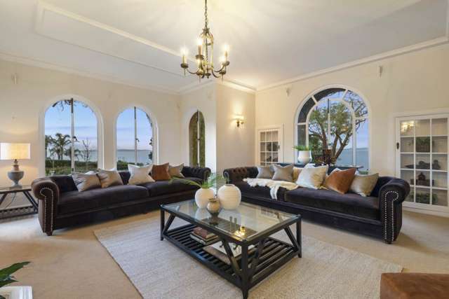 215 Bleakhouse Road Mellons Bay_3