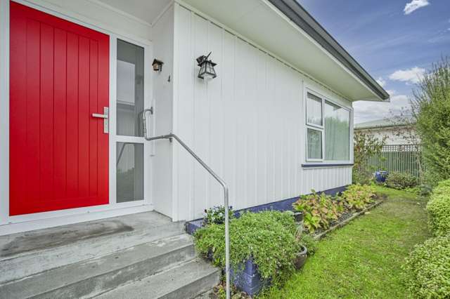 Modern 2-Bedroom Unit in Parkvale