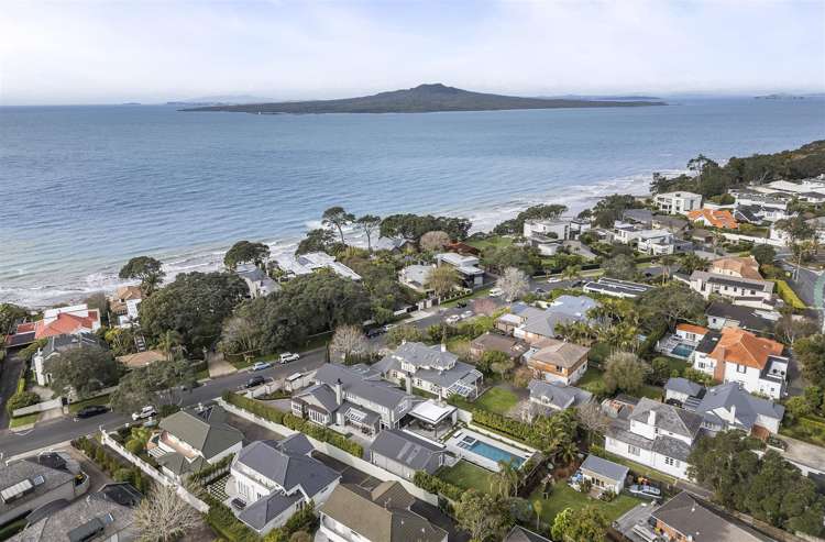 12 Clifton Road Hauraki_39