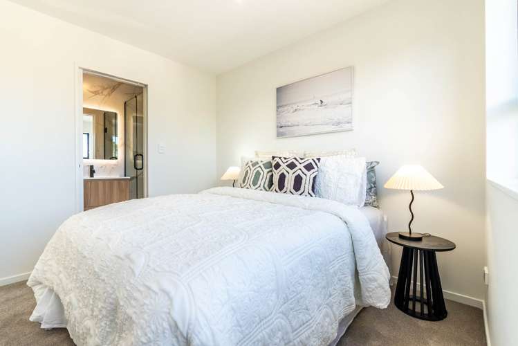 4 Woolley Avenue New Lynn_33