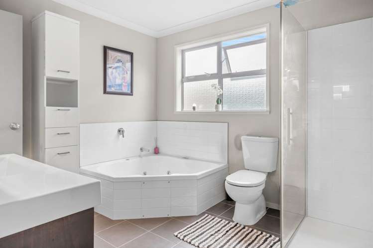 82b Kirton Drive Riverstone Terraces_14