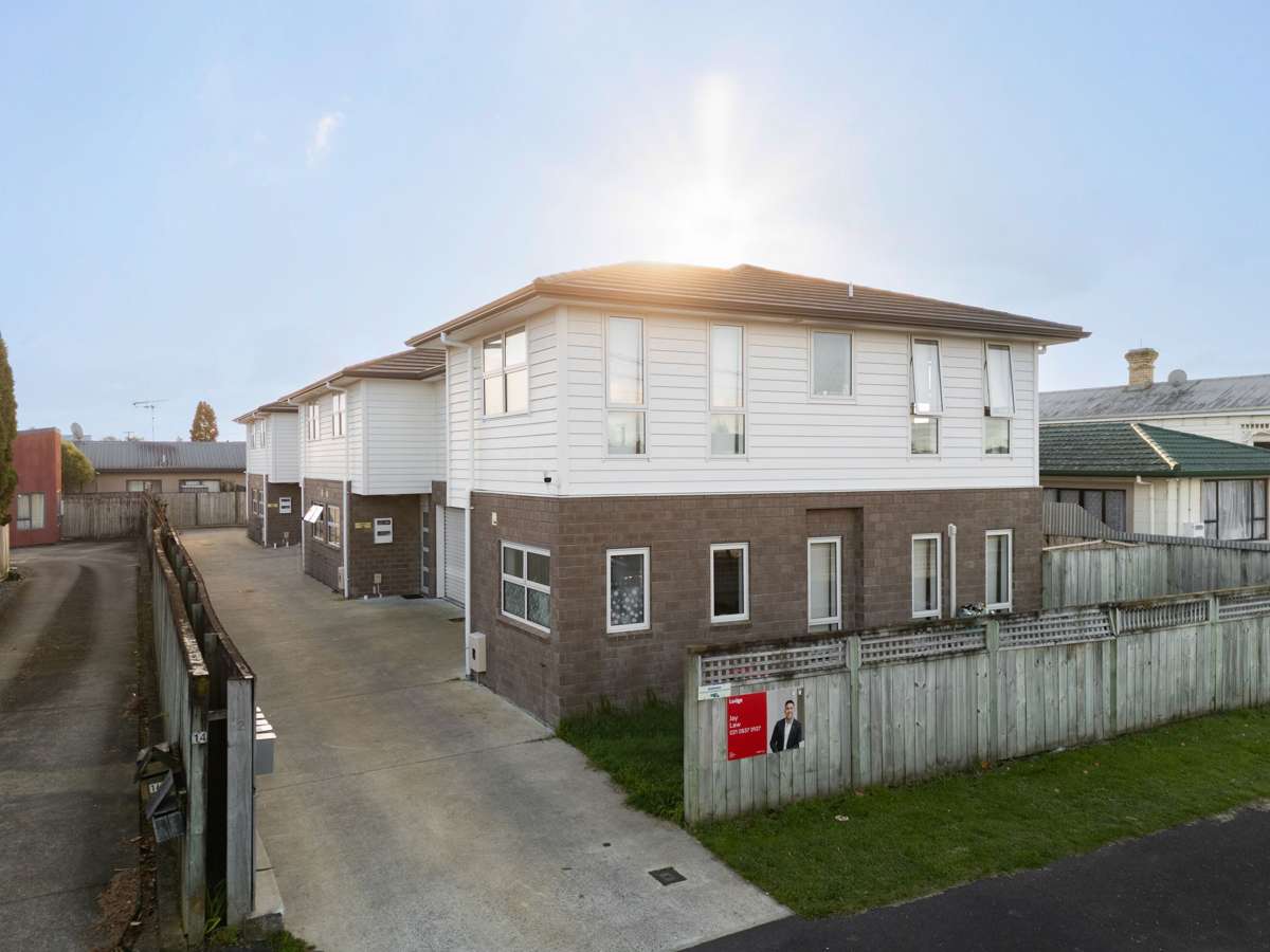 4/12 Blackburn Street_0