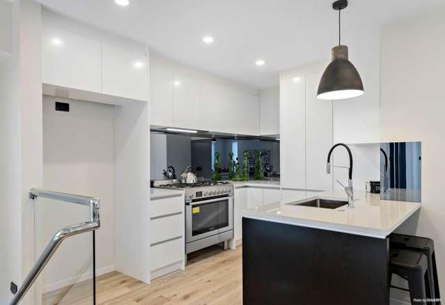 16A Eaton Road Hillsborough_2