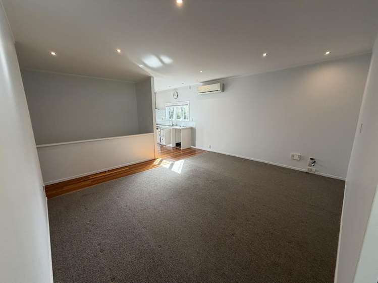 135 Market Road 1662_1
