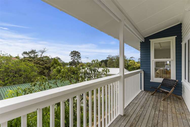 77 Taurus Crescent Beach Haven_18