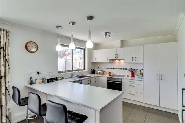 1 Cambridge Terrace Taradale_4