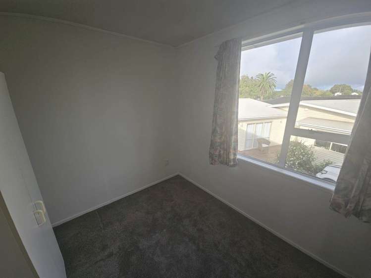 32 Tatariki Street Papakura_14