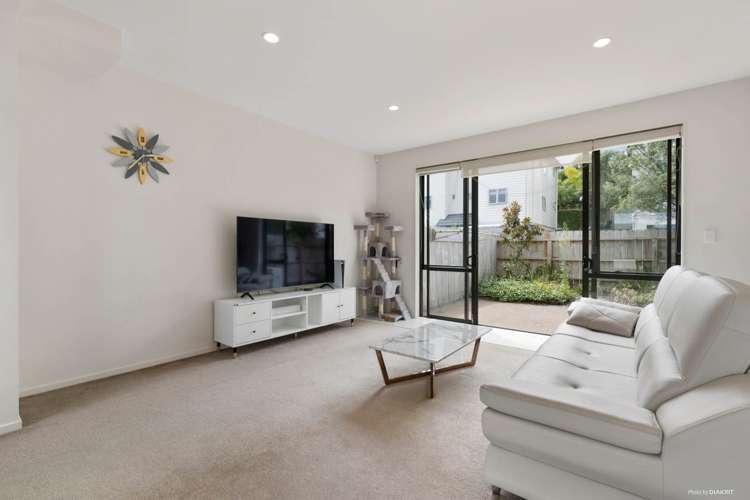 41/22 Northcross Drive Oteha_14