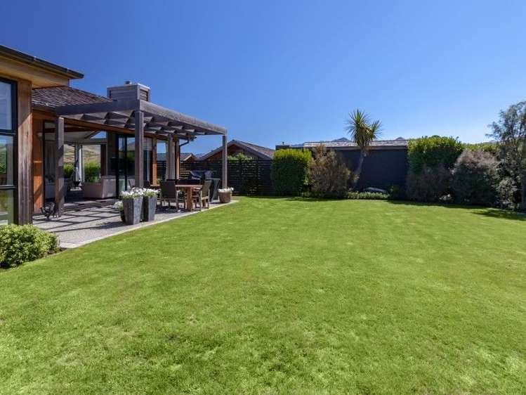 2 Glengarry Court Jacks Point_17