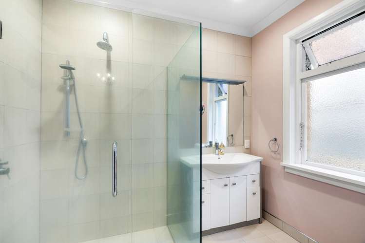 13 Nelson Crescent Napier South_14