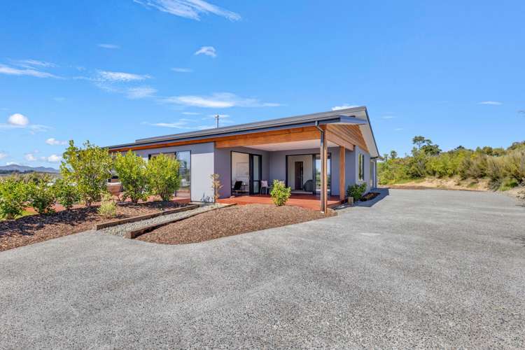 289 Bronte Road West Mahana_27