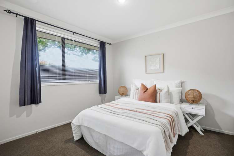 8 Blossom Grove Papamoa_12