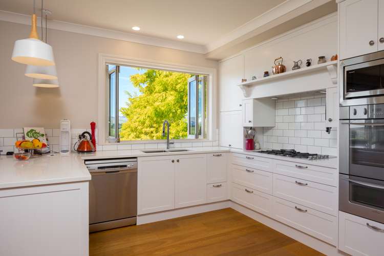 14 Golf View Close Fairhall_8