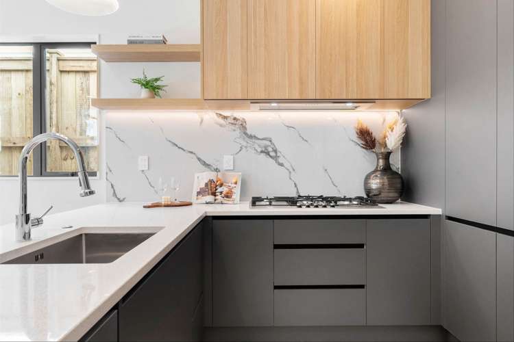 Lots 1-4/16 Madison Place Forrest Hill_13